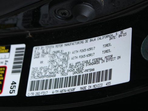 Certified 2023 Toyota Tacoma TRD Sport image 17