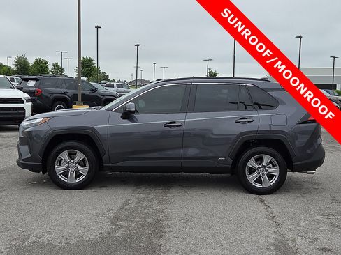 Used 2025 Toyota RAV4 XLE w/ Convenience Package AWD/4WD image 3