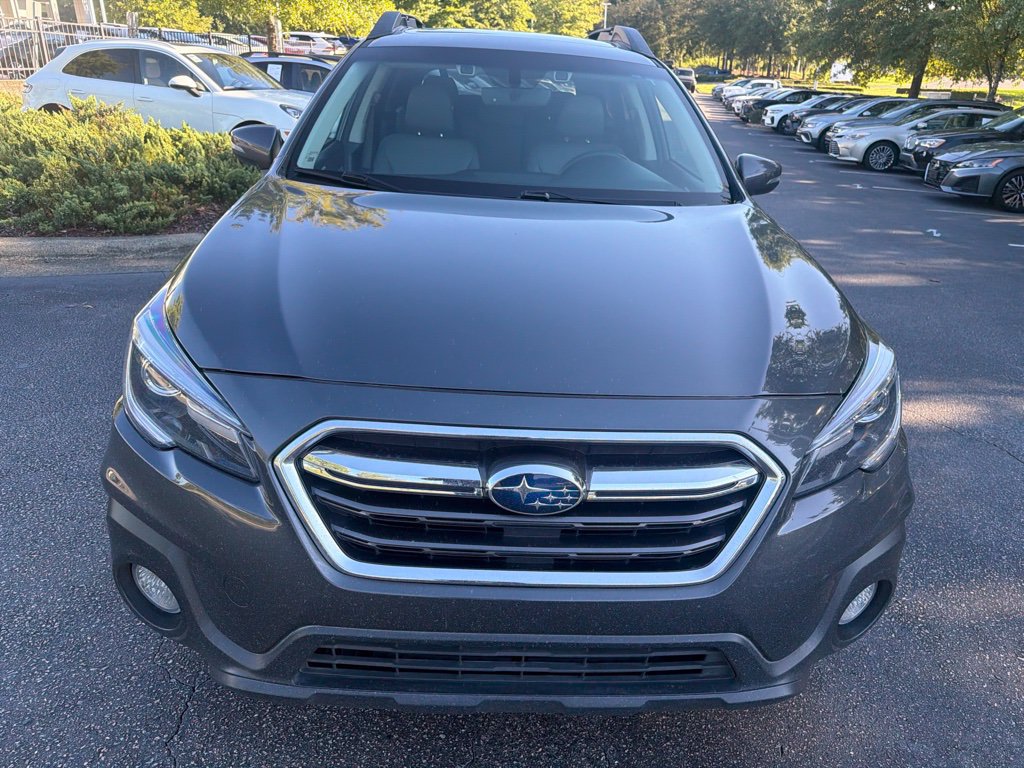 Used 2019 Subaru Outback 2.5i Limited AWD/4WD image 3