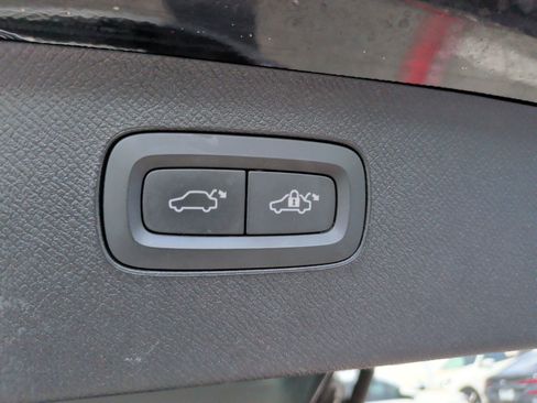 Used 2019 Volvo XC90 T6 Inscription w/ Protection Package Premier image 34