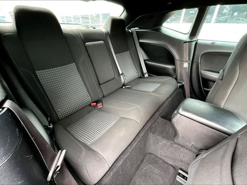 Used 2022 Dodge Challenger SXT w/ Blacktop Package image 19