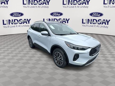 Certified 2025 Ford Escape PHEV w/ PHEV Premium Package image 2