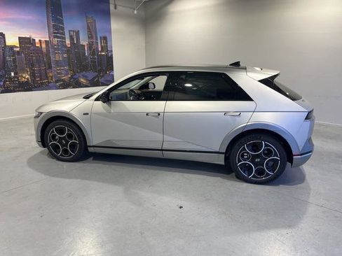 New 2024 Hyundai Ioniq 5 Limited image 6