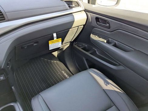 New 2026 Honda Odyssey EX-L image 16