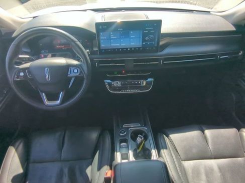Used 2023 Lincoln Corsair Reserve w/ Equipment Group 202A AWD/4WD image 16