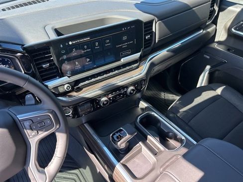 Used 2026 Chevrolet Silverado 1500 LT Trail Boss w/ Convenience Package II image 28