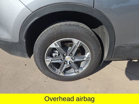 Used 2025 Chevrolet Blazer LT AWD/4WD image 31