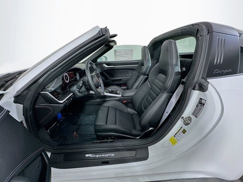 New 2026 Porsche 911 Targa 4 GTS image 5