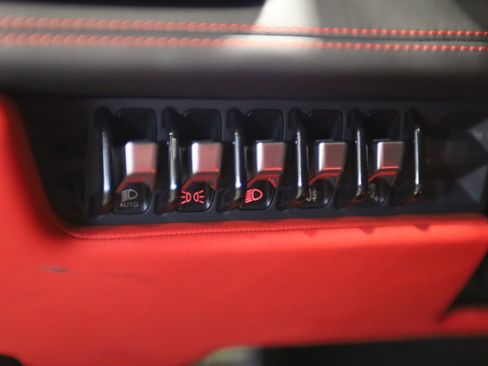 Used 2015 Lamborghini Huracan LP 610-4 image 19