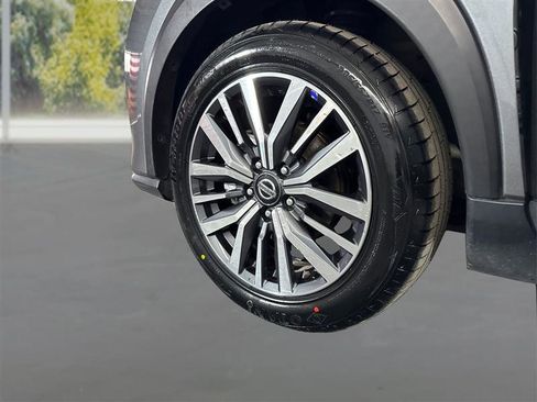 Used 2021 Nissan Kicks SV image 19