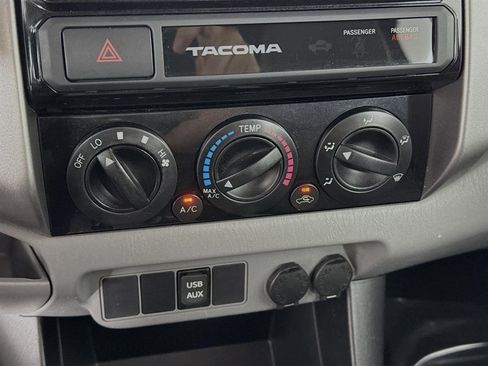 Used 2015 Toyota Tacoma PreRunner w/ SR5 Package image 16