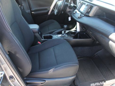 Used 2017 Toyota RAV4 XLE w/ All Weather Liner Package FWD image 18