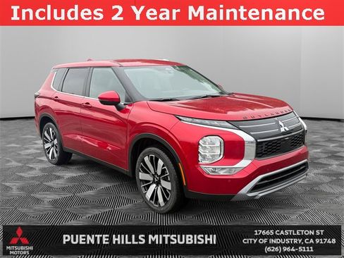 New 2026 Mitsubishi Outlander SE image 3