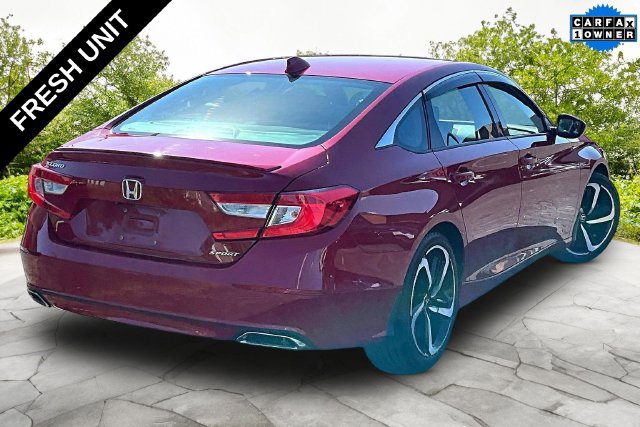 Used 2019 Honda Accord Sport image 2