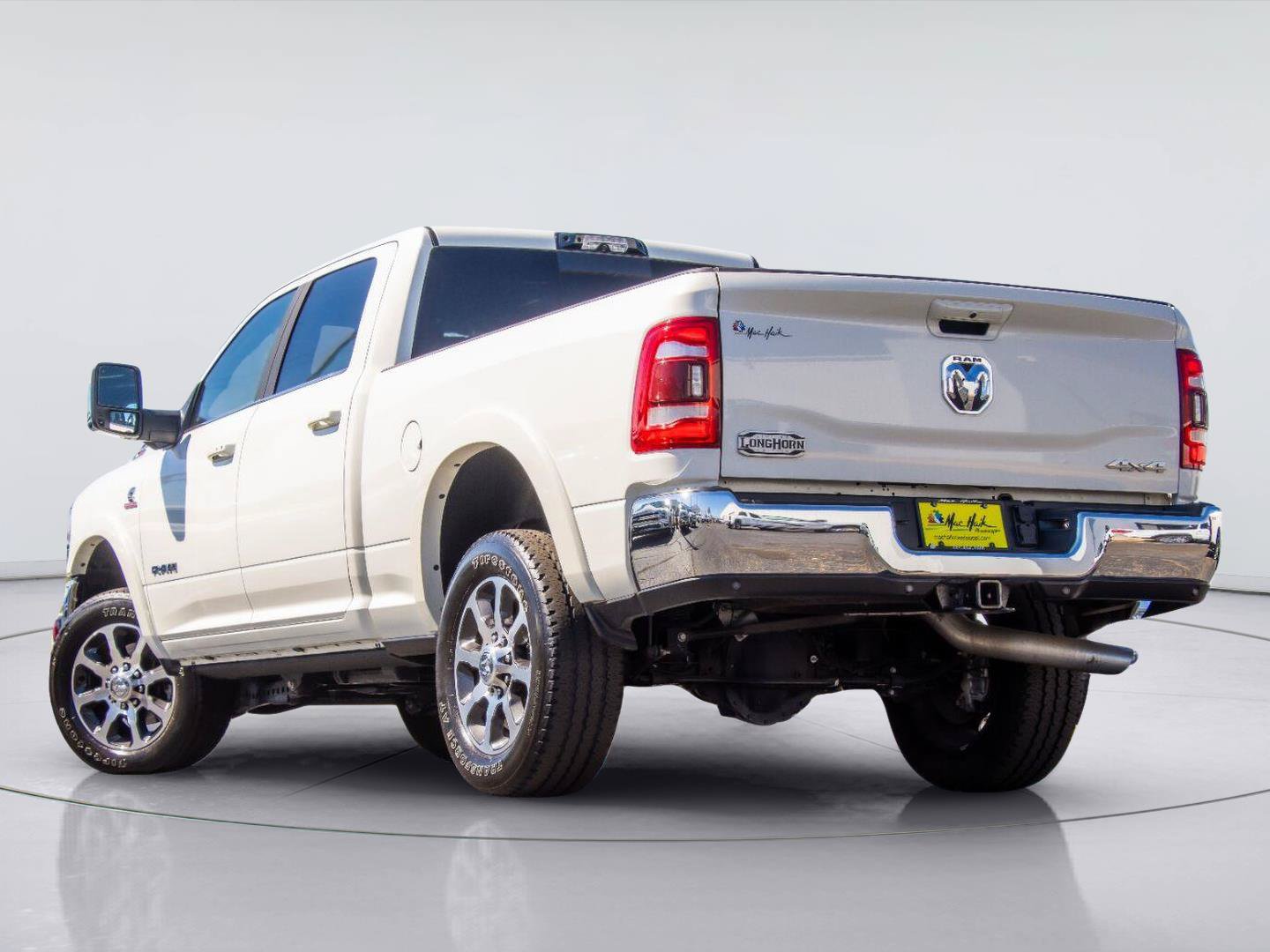 Used 2024 RAM 2500 Limited w/ Safety Group AWD/4WD image 4