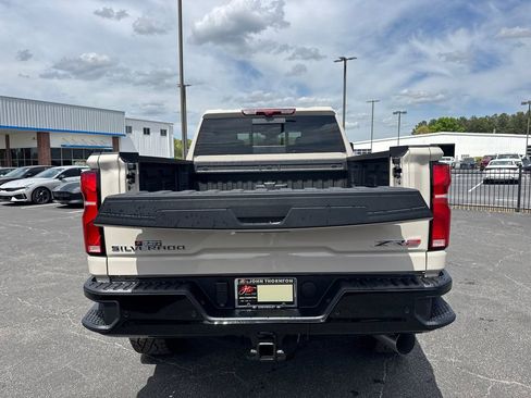 New 2026 Chevrolet Silverado 2500 ZR2 AWD/4WD image 19