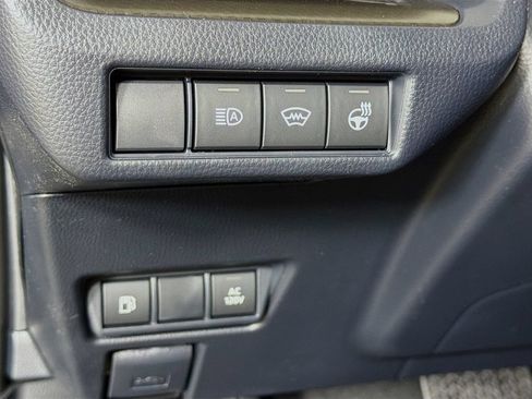 New 2026 Toyota Prius Plug-In Hybrid FWD image 10