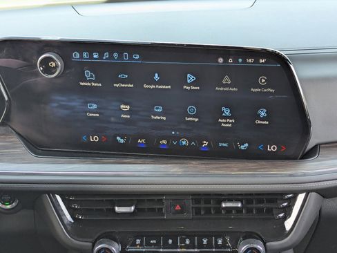 Certified 2025 Chevrolet Suburban Z71 image 19