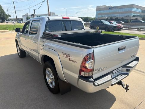 Used 2010 Toyota Tacoma PreRunner RWD image 14