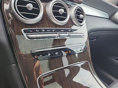 Used 2021 Mercedes-Benz GLC 43 AMG 4MATIC image 30