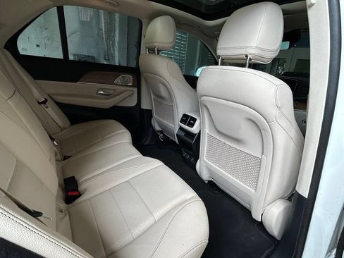 Used 2024 Mercedes-Benz GLE 450 4MATIC image 40