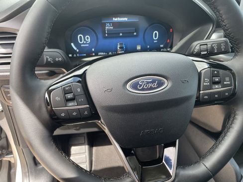 Used 2024 Ford Escape Active w/ Tech Pack #2 FWD image 18