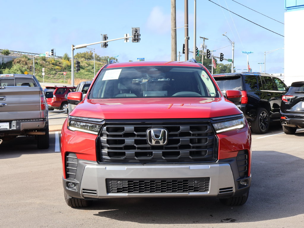 Certified 2026 Honda Pilot EX-L image 2