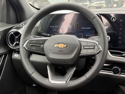 New 2026 Chevrolet Equinox LT w/ Convenience Package II FWD image 7