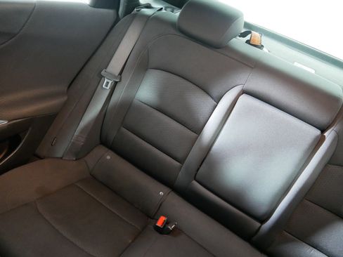 Used 2021 Chevrolet Malibu LT FWD image 12