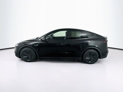 Used 2026 Tesla Model Y Long Range AWD/4WD image 4