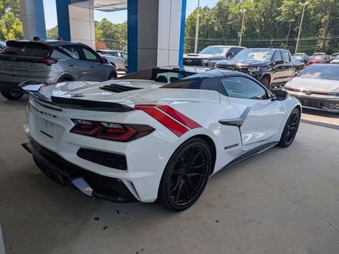 New 2027 Chevrolet Corvette Grand Sport RWD image 2