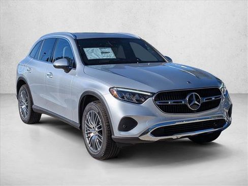 Used 2026 Mercedes-Benz GLC 300 image 9