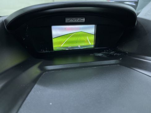 Used 2017 Ford Escape SE image 22