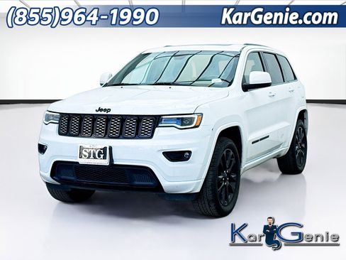 Used 2020 Jeep Grand Cherokee Altitude image 1
