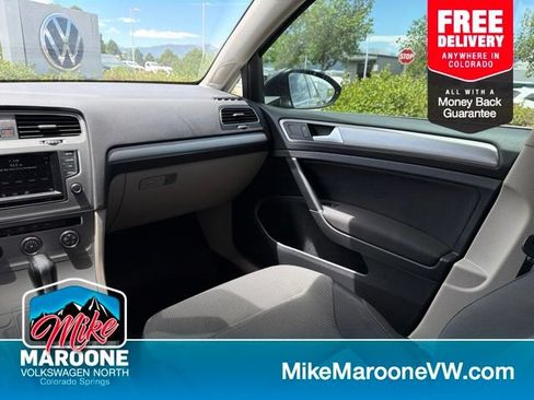 Used 2015 Volkswagen Golf TDI S FWD image 18