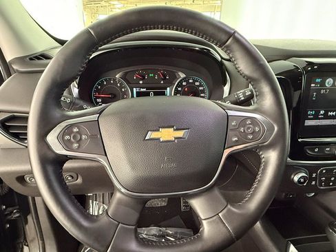 Used 2018 Chevrolet Traverse RS FWD image 15