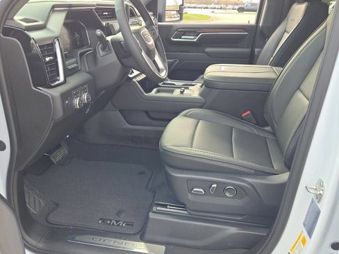 New 2026 GMC Sierra 3500 Denali w/ Denali Reserve Package AWD/4WD image 27