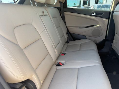 Used 2016 Hyundai Tucson Limited w/ Option Group 03 FWD image 27