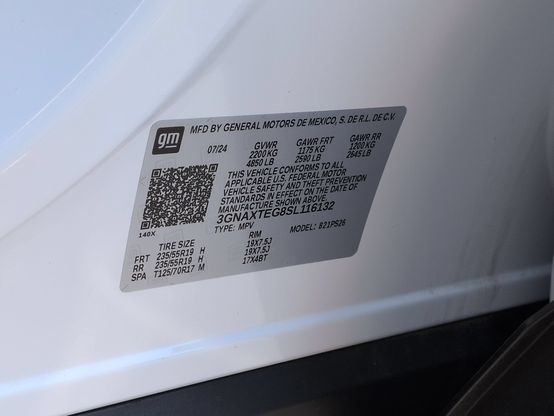 Certified 2025 Chevrolet Equinox RS w/ Safety and Technology Package AWD/4WD image 34