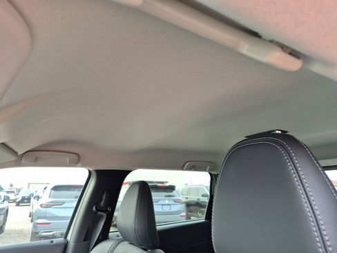 Used 2026 Chevrolet Trax LS FWD image 51