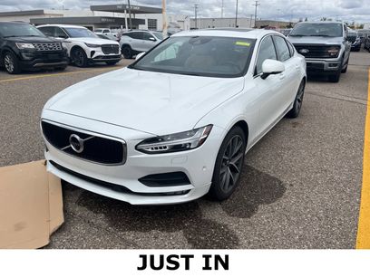 Used 2017 Volvo S90 T6 Momentum w/ Vision Package