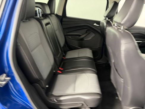 Certified 2019 Ford Escape SE AWD/4WD image 29