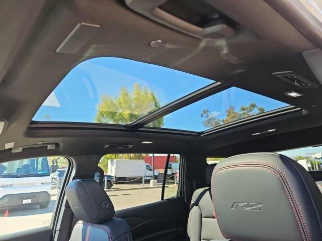 New 2027 Chevrolet Traverse RS AWD/4WD image 19