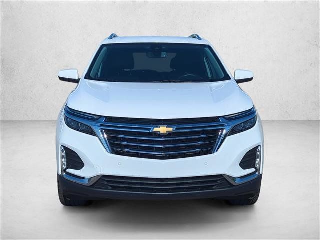 Used 2024 Chevrolet Equinox Premier AWD/4WD image 2