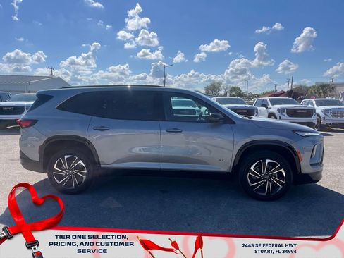 New 2026 Buick Enclave Sport Touring w/ Power Package image 8