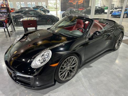 Used 2017 Porsche 911 Carrera image 1