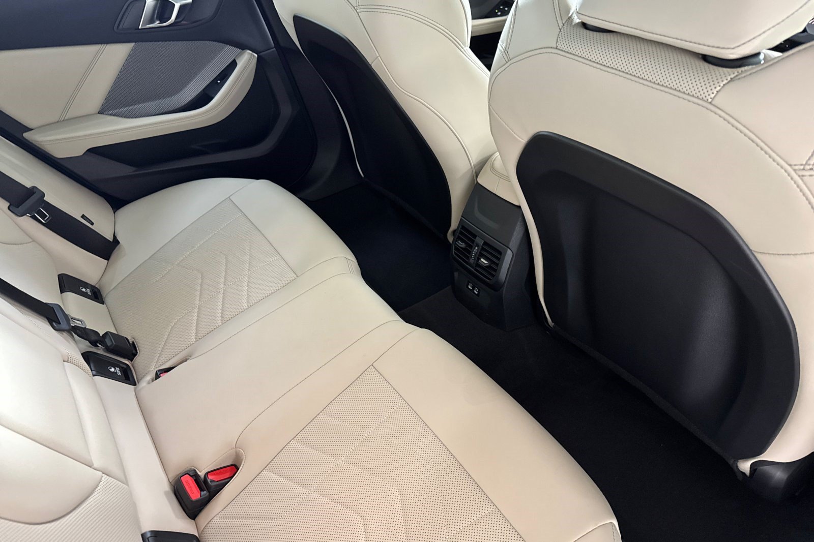 Used 2026 BMW 228i w/ Premium Package FWD image 32