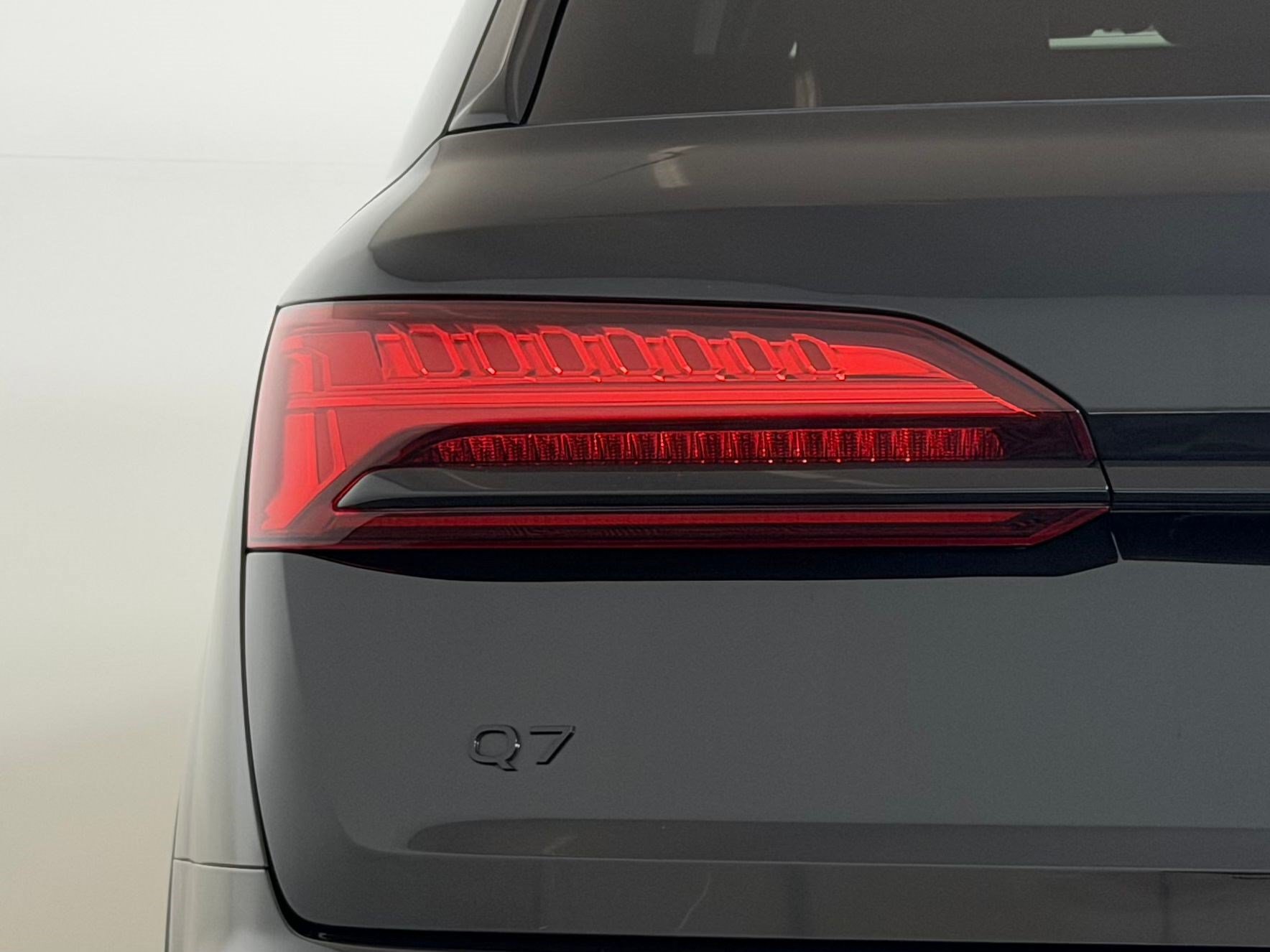 Certified 2026 Audi Q7 2.0T Premium AWD/4WD image 30
