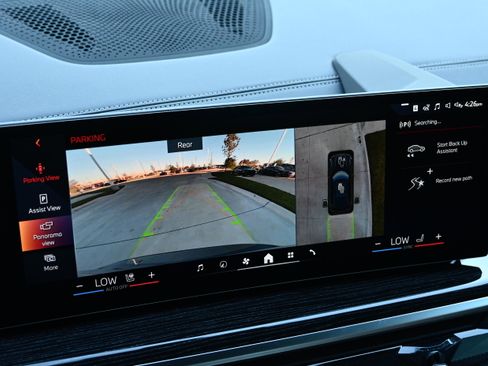 New 2026 BMW X5 xDrive40i w/ M Sport Package image 14