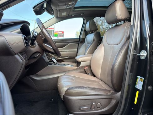 Used 2019 Hyundai Santa Fe Limited image 9